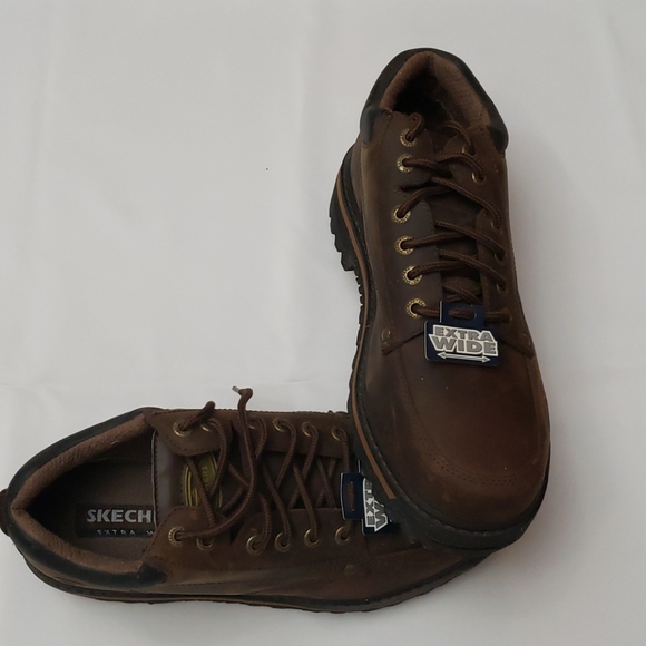 Shoe - Picture 3 of 3